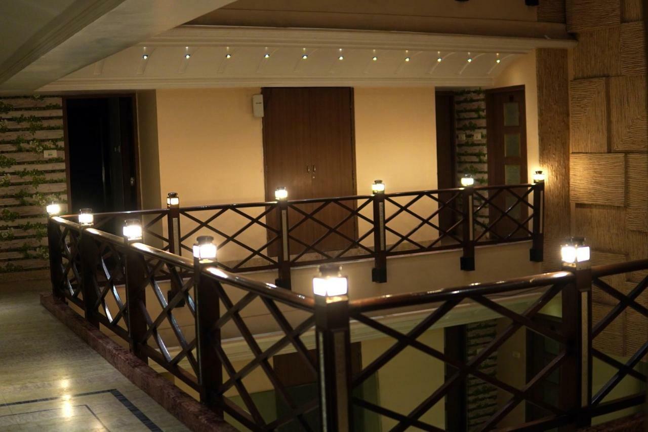 Hotel Venkatesh International Raipur  ภายนอก รูปภาพ